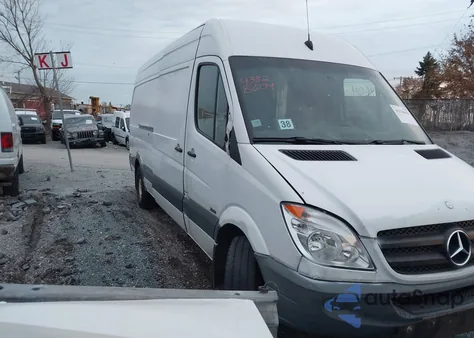 2011 Mercedes-Benz Sprinter 2500 High Roof z USA, uszkodzony, nr VIN WD3PE8CB1B5595520